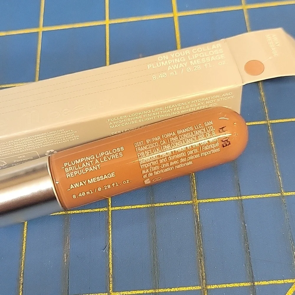R.E.M. Beauty beauty lip